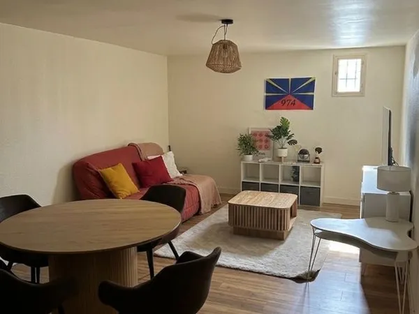 T2 meublé 70m² - Carcassonne centre (quartier Gambetta) - Libre 15/09