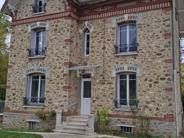 Maison 6 pièces 176 m²