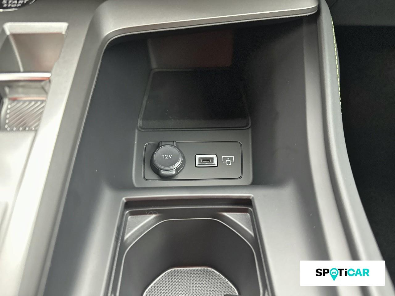 Peugeot 308 plug-in hybrid 195ch gt e-dcs7 — photo 18