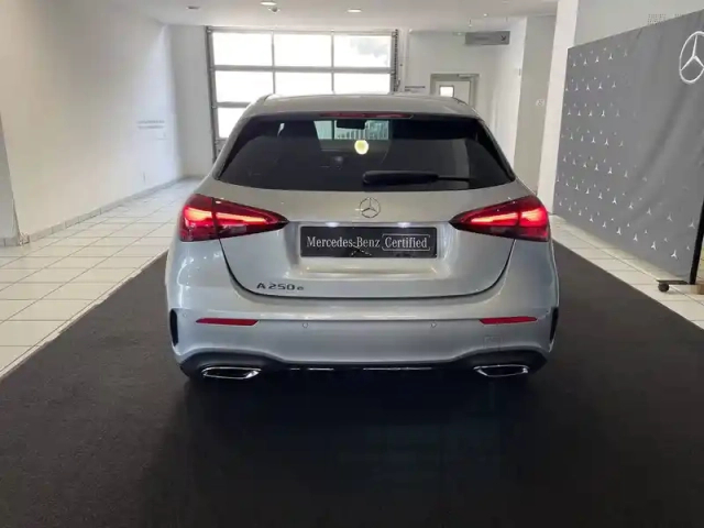 Mercedes Classe A 250 e hybrid eq 8g-dct — photo 19