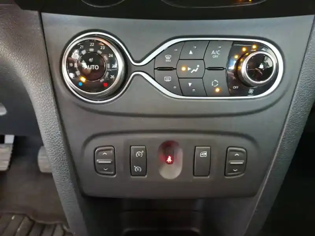 Dacia Sandero eco-g 90 — photo 27