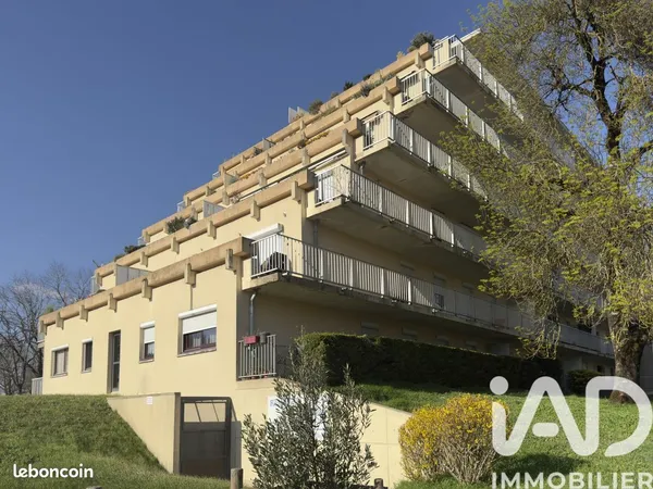 Appartement 4 pièces 82 m²