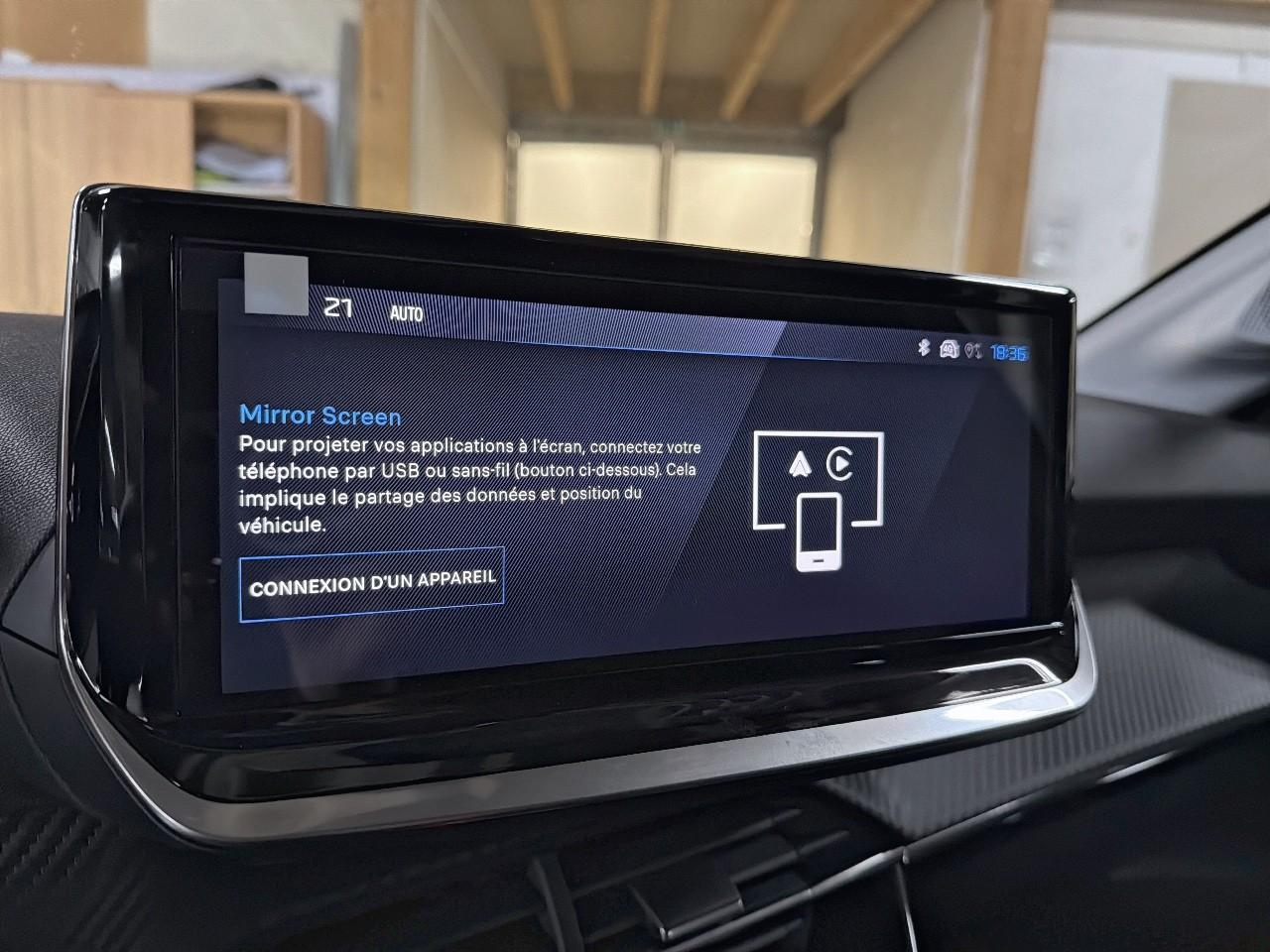 Peugeot 208 hybrid 110 e-dcs6 allure — photo 13