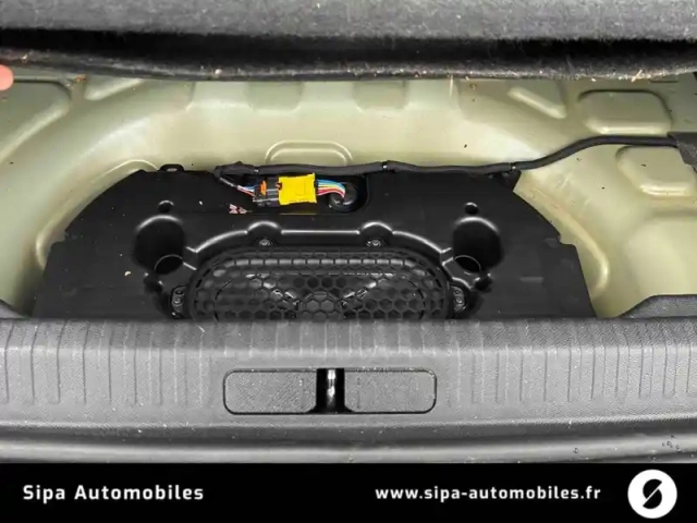 Citroën C4 e- 136 ch automatique — photo 13