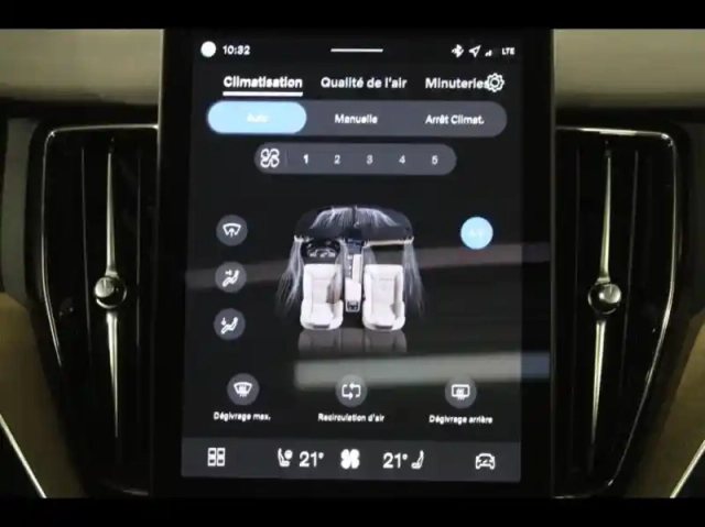 Volvo Xc60 t6 hybride rechargeable 350ch plus style dark geartronic 8 awd — photo 39