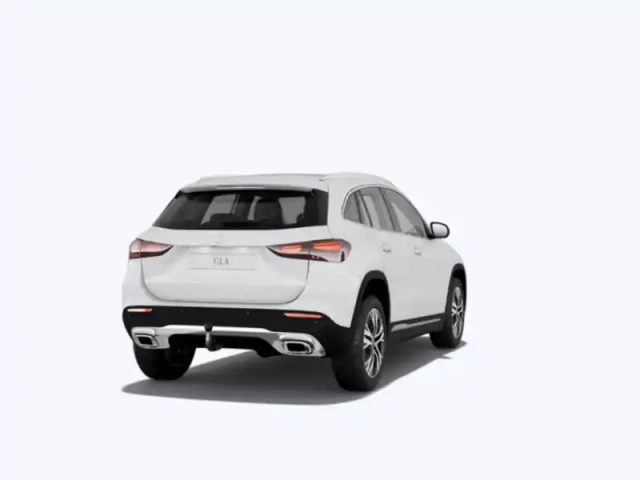 Mercedes Gla pack progressive line — photo 24