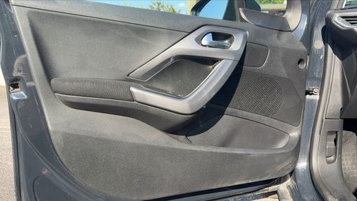 Peugeot 2008 1.5 BlueHDi 100 - Allure – 2019 – 132342 km – Diesel – Boîte Manuelle — photo 18