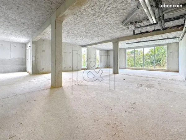 Local commercial 130 m² Franqueville-Saint-Pierre
