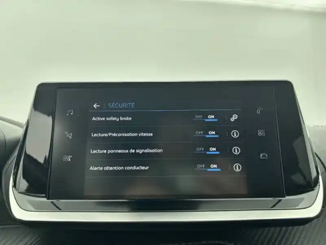Peugeot 2008 puretech 130 s&amp;s eat8 — photo 91