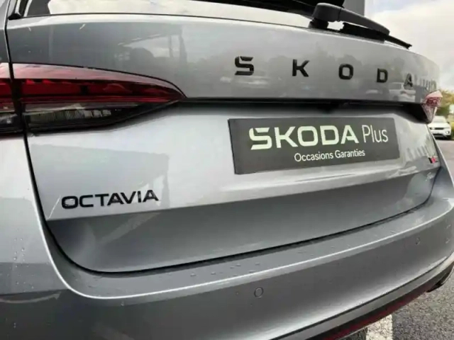 Skoda Octavia combi 2.0 tfsi 265ch rs dsg7 — photo 7