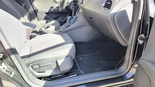 Seat Leon 2.0 TDI 150 DSG6 - FR – 2014 – 110096 km – Diesel – Boîte Automatique — photo 10