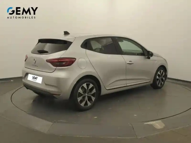 Renault Clio blue dci 100 — photo 3