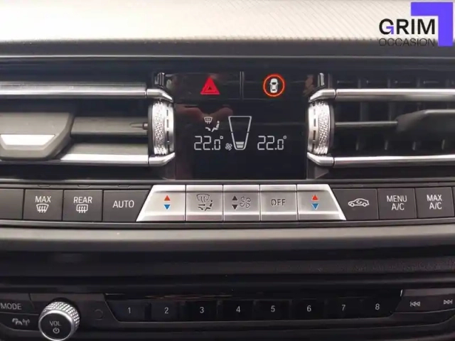 Bmw Serie 1 118d 150 ch bva8 — photo 9