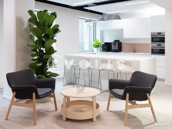 Bureau 54 m²