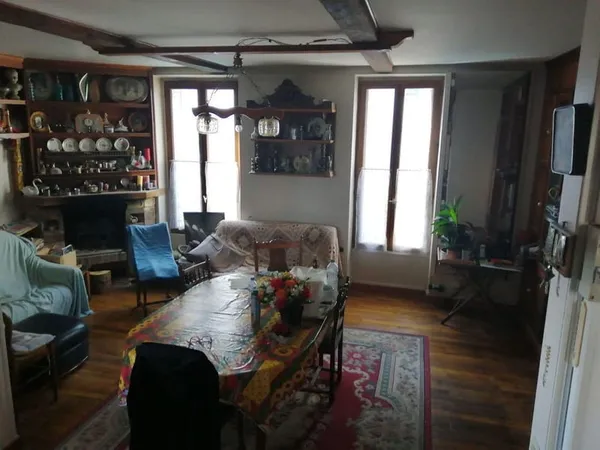 CHAMBRE meublée à LOUER dans un 5 Pieces