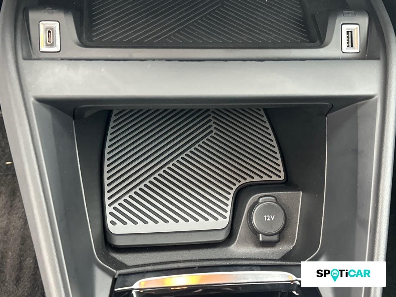 Citroën C4 puretech 130ch s&s feel pack eat8 — photo 16
