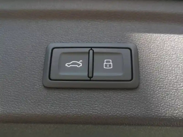 Audi A3 allstreet 40 tfsi e hybride rechargeable 204 s tronic 6 — photo 72