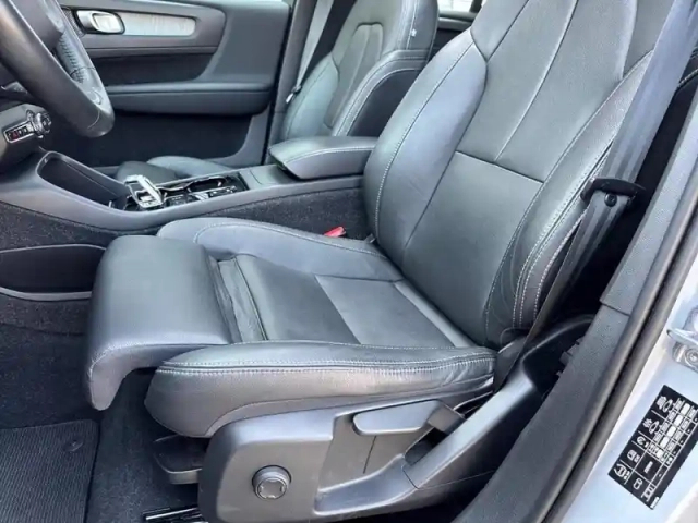 Volvo Xc40 t3 163ch inscription geartronic 8 — photo 6