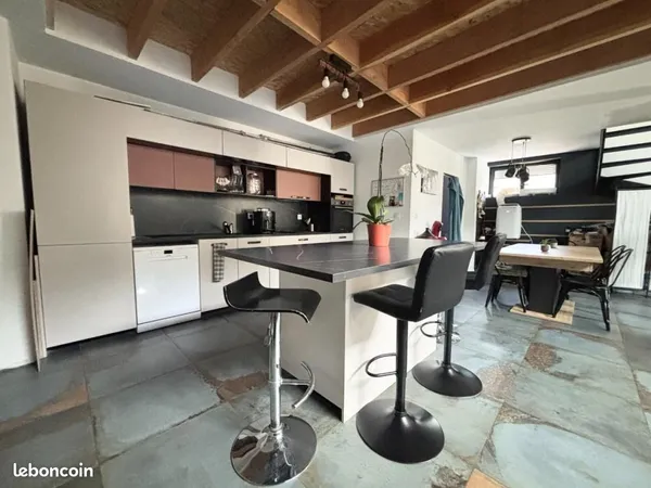 Appartement 5 pièces 119 m²