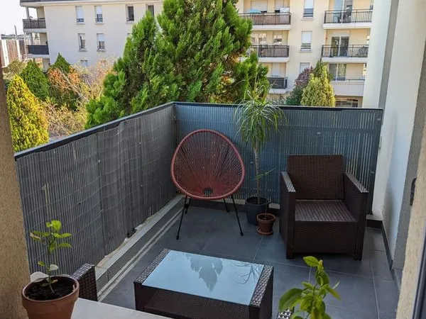 T2, 43 M2, parking, piscine