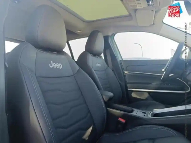 Jeep Avenger electrique 156ch 115kw summit — photo 9