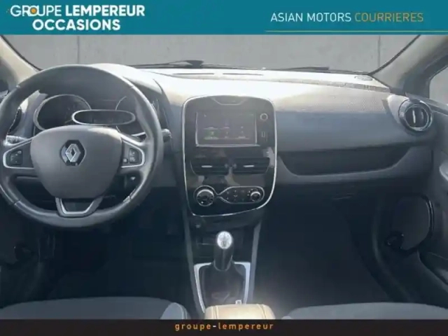 Renault Clio estate 0.9 tce 90ch intens euro6 2015 — photo 11
