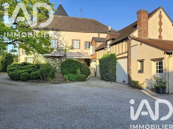 Maison 11 pièces 300 m²