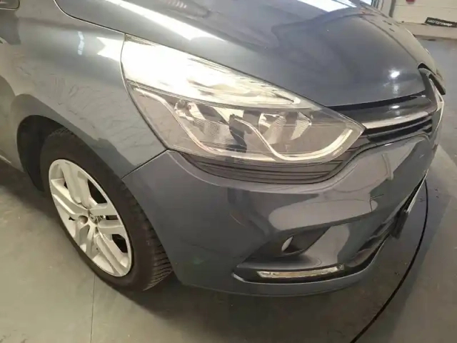 Renault Clio dci 90 e6c — photo 21