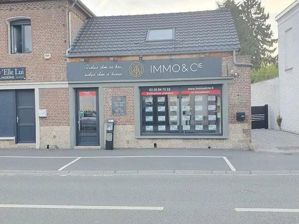PONT-A-MARCQ LOCAL COMMERCIAL 66m²