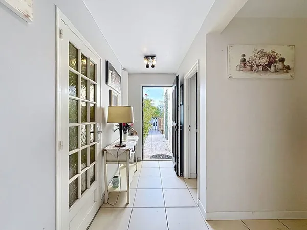 Maison 7 pièces 118 m² - Voisins-le-Bretonneux - Quartier du LAC