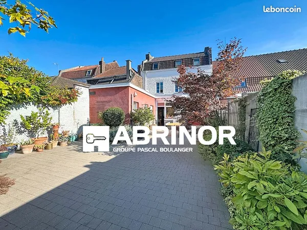 Maison 5 pièces 166 m²