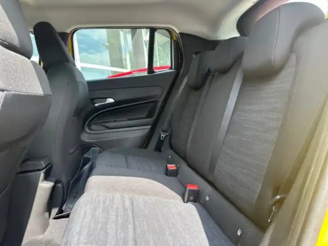 Jeep Avenger electrique 156ch 115kw longitude — photo 10