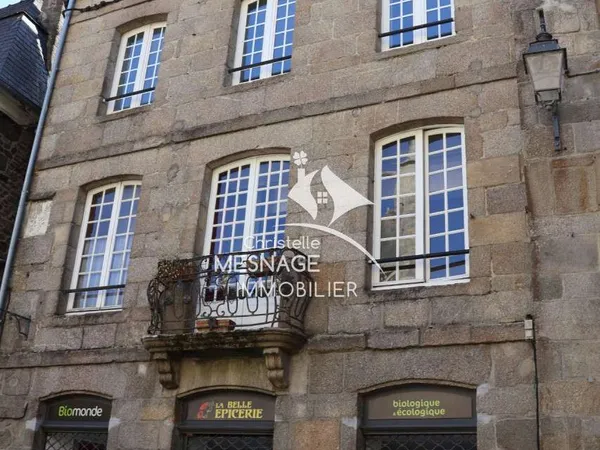 Appartement 14 pièces 240 m²