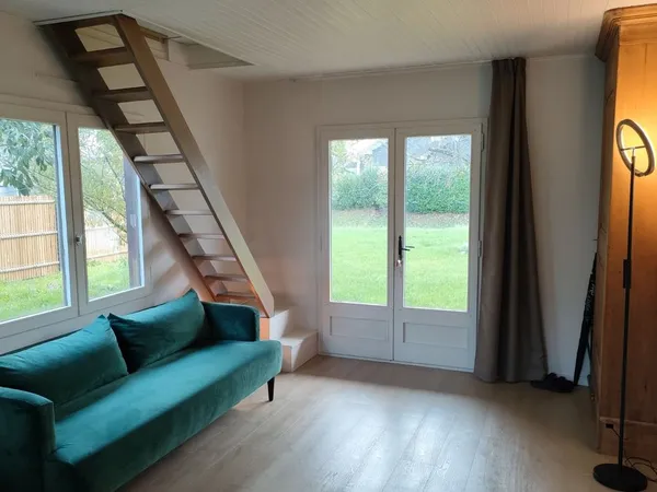 Chambre meublée