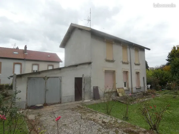 251103/FL Maison de 86m² a rénover à Thierville sur Meuse