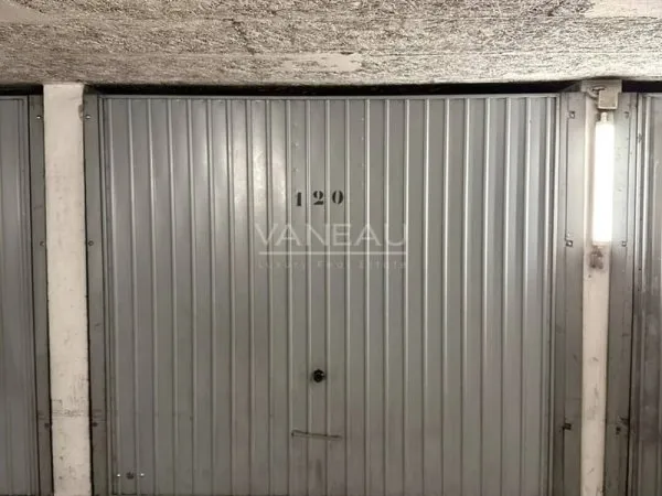 Box de stockage 12 m²
