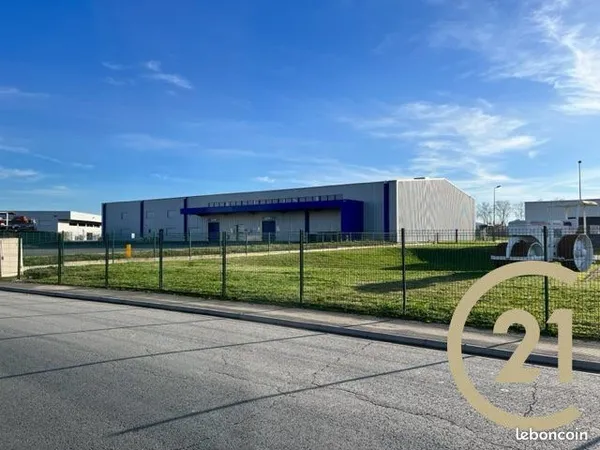 Bureaux, entrepôt 2498 m² Albi