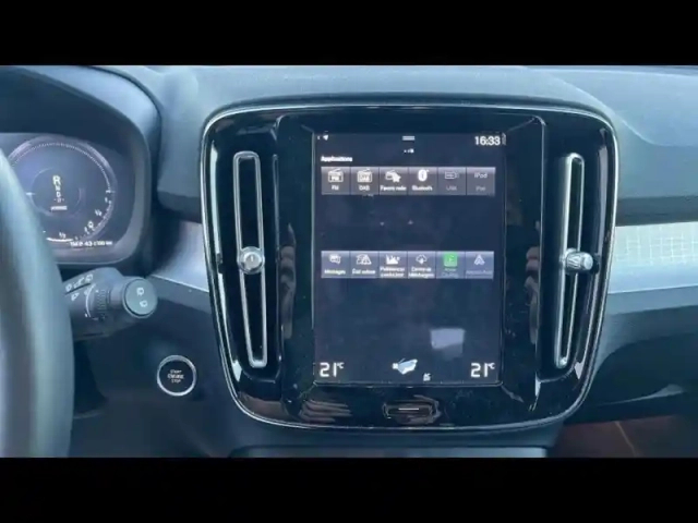 Volvo Xc40 t5 recharge 180 + 82ch start dct 7 — photo 15