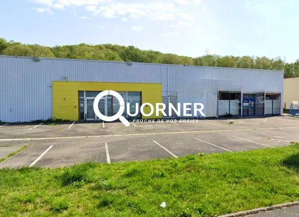 Local 820 m² Bethoncourt