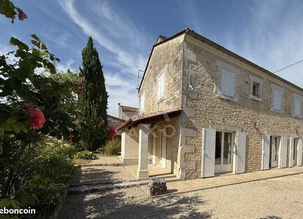 Maison 7 pièces 180 m²