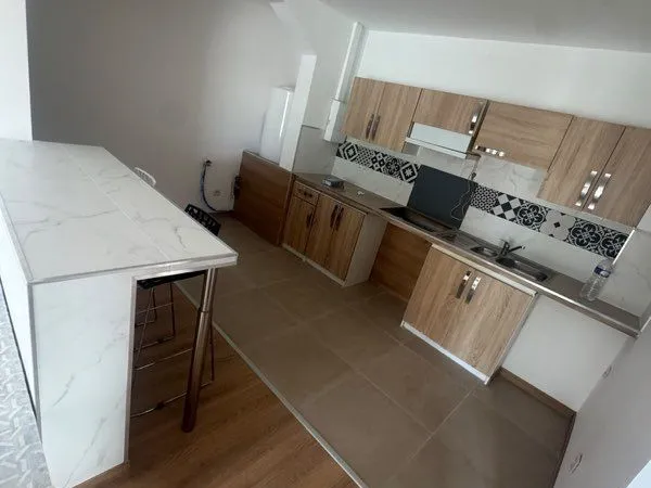 Appartement T3 rénové - 51,5 m² - Terrasse de 15 m²