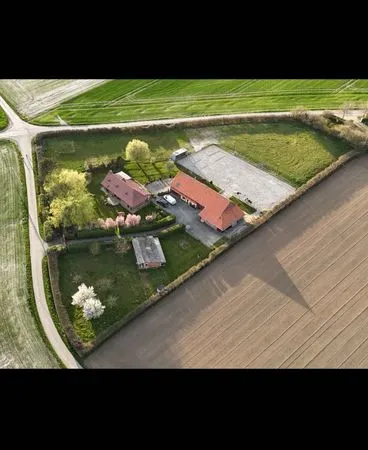 Exclusivité Jcl Immobilier Killem, à 15mn de Bergues : Corps de ferme cpt maison d'habitation 170m² 