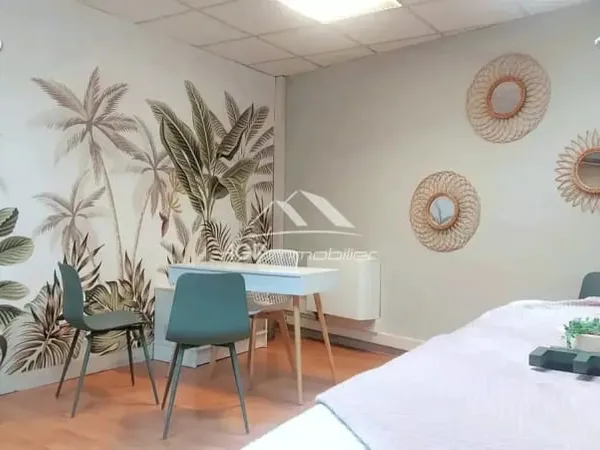 Commerce 10 pièces 154 m²