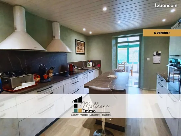 Maison 8 pièces 137 m²