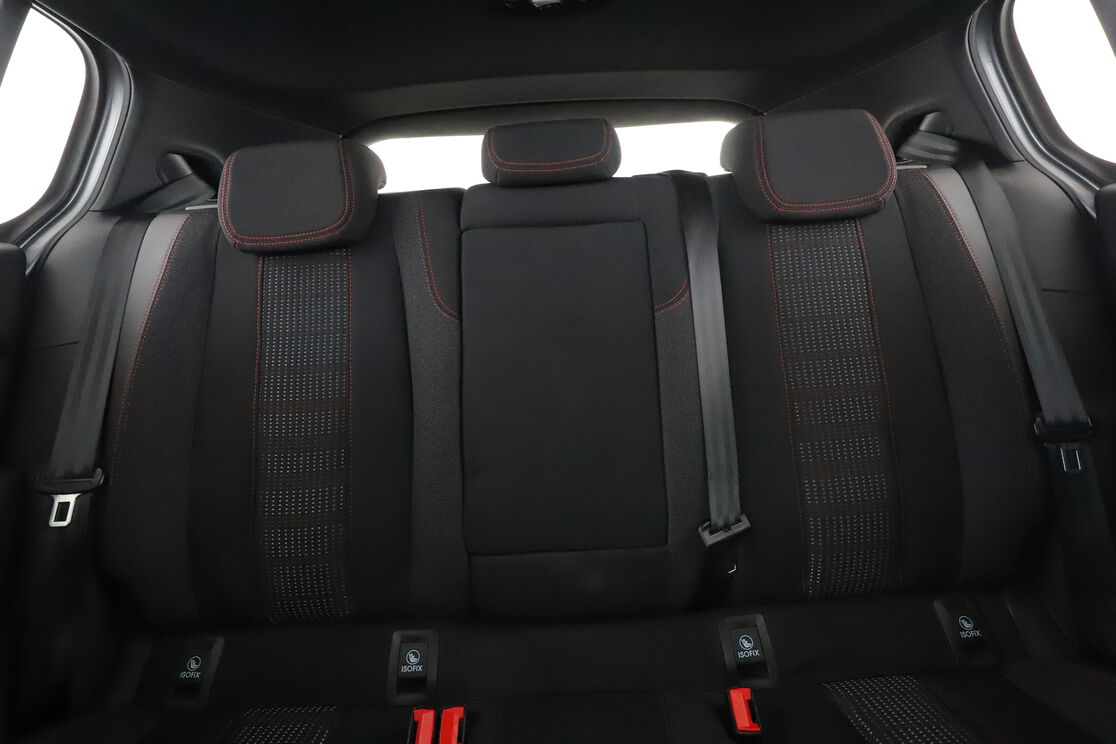 Peugeot 308 1.2 PureTech GT Line — photo 14