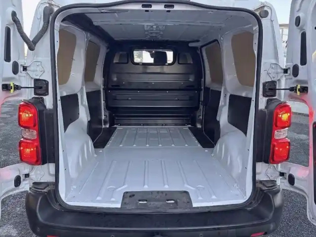 Fiat Scudo fourgon 2.0 multijet 145 standard pro lounge — photo 8