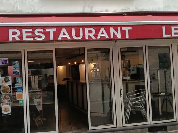 Vends bar restaurant murs et fond inclus licence IV rue piétonne