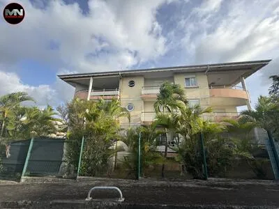 A VENDRE - APPARTEMENT F4 - 111M2 AVEC GRANDE TERRASSE A VIV