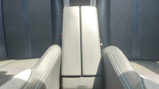 Peugeot 308 1.5 BlueHDi 130 EAT8 - Allure Pack – 2021 – 83023 km – Diesel – Boîte Automatique — photo 12