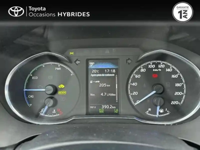 Toyota Yaris hsd 100h dynamic 5p — photo 14